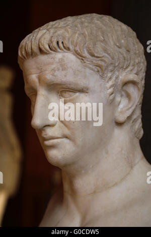 Claudius (10 v. Chr. - 54 n. Chr.). Römischer Kaiser von 41 bis 54. Julio-Claudian Dynastie. Porträt. Marmor. 1. Jahrhundert n. Chr. Louvre, Paris. Stockfoto