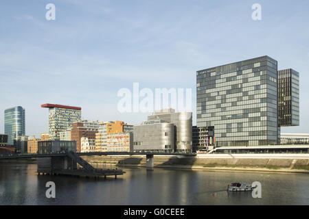 Gebäude an der Speditionsstrasse in der Mediahar Stockfoto