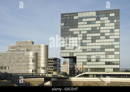 Gebäude an der Speditionsstrasse in der Mediahar Stockfoto