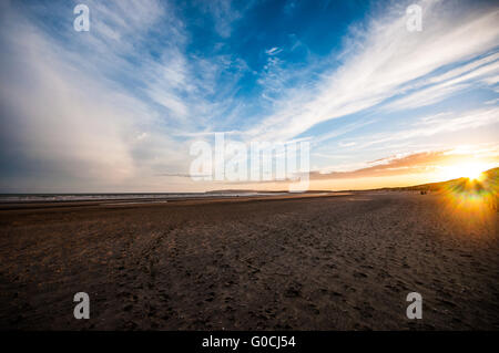 Camber Sands ist der Strand an dem Dorf von Camber (in der Nähe von Roggen), East Sussex, England. Es ist das einzige System der Sanddüne in E Sussex Stockfoto