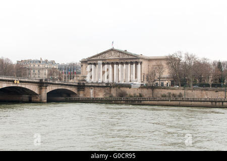 Palais Bourbon, Sitz der französischen Nationalversammlung in Paris, Frankreich. Stockfoto