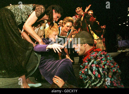 Vivienne Westwood Fashion Show im SECC Glasgow im Jahr 1999 Stockfoto