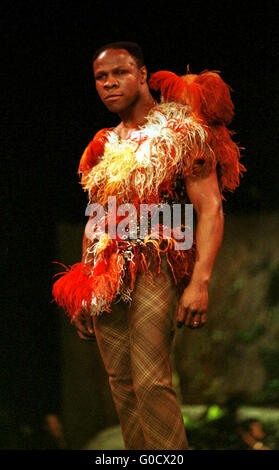 Vivienne Westwood Fashion Show im SECC Glasgow im Jahr 1999 Stockfoto