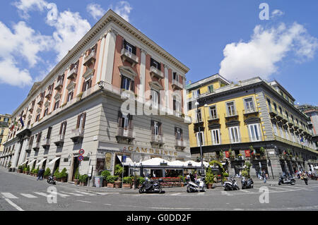 Gambrinus, traditionelles Kaffeehaus, Neapel, Italien Stockfoto