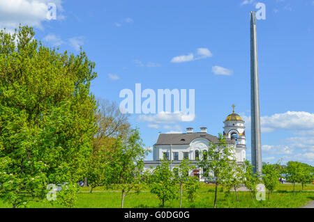 Brest, Weißrussland - 9. Mai 2015: Brest Garnison Kathedrale des Heiligen Nikolaus. Stockfoto