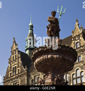 Ehemaliges Rathaus von Elberfeld und Jubiläums-Brunnen Stockfoto