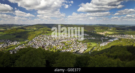 Blick vom Kueppel Turm auf Freienohl, Meschede Stockfoto