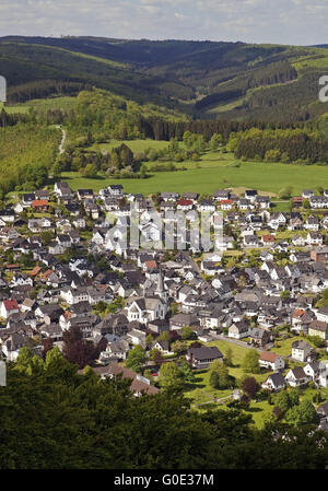 Blick vom Kueppel Turm auf Freienohl, Meschede Stockfoto