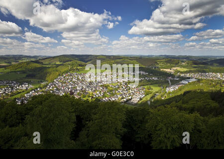 Blick vom Kueppel Turm auf Freienohl, Meschede Stockfoto