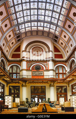 Schönes Interieur restauriert von ehemaligen L & N Bahnhof Union Station Hotel-Lobby ist ein Juwel in Nashville, TN Stockfoto