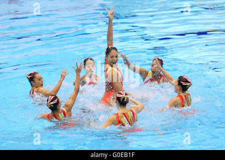 Tokio, Japan. 30. April 2016. Team Japan (JPN) Synchronschwimmen zu gruppieren: der 92. Japan synchronisiert Swimming Championships Open 2016 Frauen-Team Free Routine vorläufige am Tatumi International Pool in Tokio, Japan. © Yohei Osada/AFLO SPORT/Alamy Live-Nachrichten Stockfoto