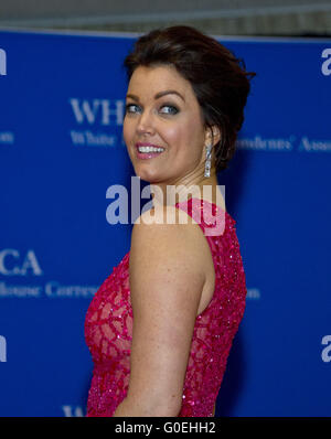 Washington, District Of Columbia, USA. 30. April 2016. Schauspielerin Bellamy Young kommt für die 2016 White House Correspondents Association Annual Dinner im Washington Hilton Hotel am Samstag, den 30. April 2016.Credit: Ron Sachs/CNP. © Ron Sachs/CNP/ZUMA Draht/Alamy Live-Nachrichten Stockfoto