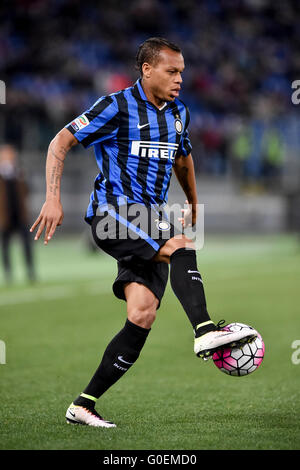 Rom, Italien 1. Mai 2016 Jonathan Biabiany von Inter während der Serie A TIM match zwischen Lazio Rom und Inter Mailand im Stadio Olimpico, Rom, Italien am 1. Mai 2016. Foto von Giuseppe Maffia/Daimages Agentur/Alamy News Stockfoto