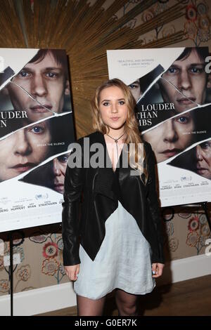 New Yorker Premiere von "Lauter als Bomben" im Crosby Street Hotel Featuring: Ruby Jerins wo: New York, New York, Vereinigte Staaten von Amerika bei: 30. März 2016 Stockfoto