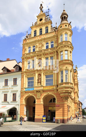 Architektur auf dem Platz im historischen Zentrum von Ceske Budejovice. Stockfoto