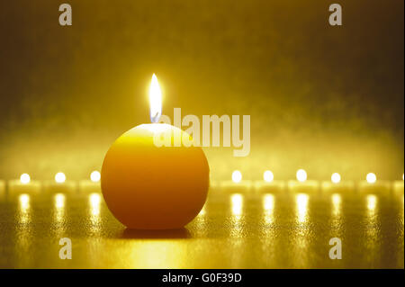 Candle-light in Zen und meditation Stockfoto