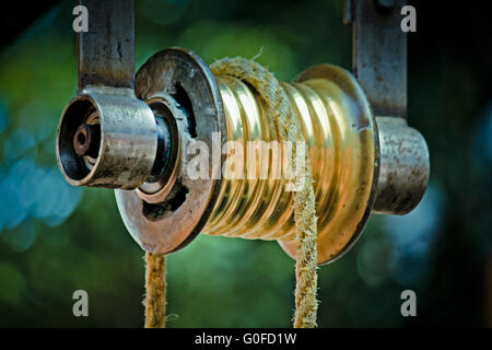 "Rahate", eine Riemenscheibe verwendet für das Zeichnen von Wasser aus einem Brunnen auf traditionelle Weise, Goa, Indien Stockfoto