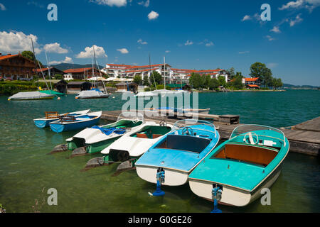 Lake Tegernsee nahe der Stadt Rottach-Egern in Bayern - Deutschland Stockfoto