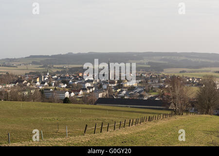 kleine Gemeinde in einer hügeligen Landjugend Bad Leonfelden - Austria Stockfoto