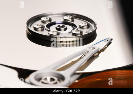 Computer Festplatte (HDD) Hintergrund auseinander genommen Stockfoto