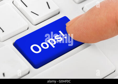Computer-Notebook-Tastatur mit Oops-Schlüssel Stockfoto