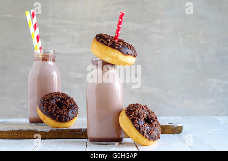 Kakao und Schokolade donut Stockfoto