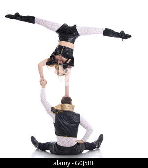 Junge Akrobaten posiert in Kostüme für Aufführungen Stockfoto