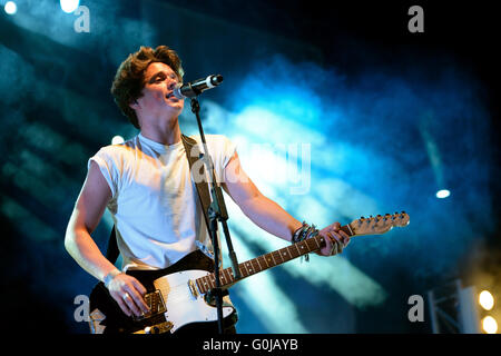 BARCELONA - 23 Mai: The Vamps (britische pop-Rockband) beim Primavera Pop Festival von Los 40 Principales. Stockfoto