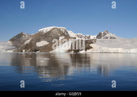 Hope Bay und der Hoffnung-Gletscher.  Hope Bay, antarktische Halbinsel, Antarktis. Stockfoto