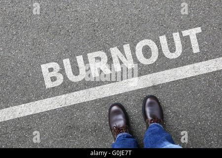 Burnout krank Krankheit Stress betonte bei Arbeit Geschäftsmann Mann Geschäftskonzept überarbeitet Stockfoto