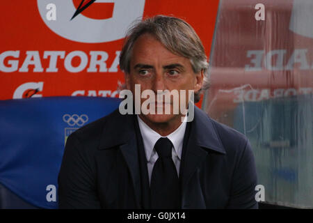 Stadion Olimpico, Rom, Italien. 1. Mai 2016. Serie A-Fußball-Liga. Derby Match SS Lazio gegen Inter Mailand International Manager Roberto Mancini © Action Plus Sport/Alamy Live News Stockfoto