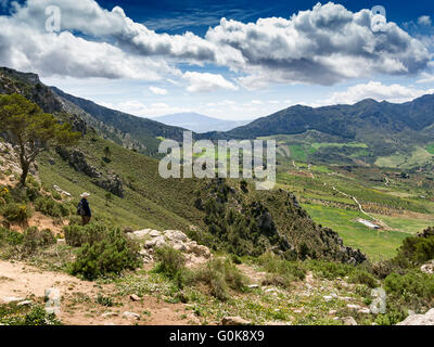 Naturlandschaft. Sierra de Las Nieves Naturpark. Malaga-Andalusien, Spanien-Europa Stockfoto