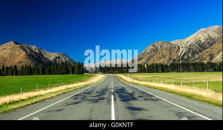 Die Inifinity Straße an Arthurs Pass Nationalpark, Neuseeland. Stockfoto