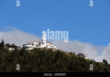 Anzeigen von Bogota, Kolumbien, crom die Oberseite der Colpatria Tower. Stockfoto