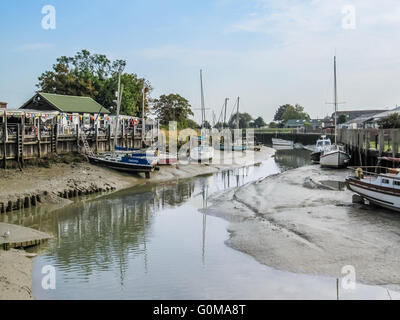 Aktionsbereich Quay und Fluss Tillingham bei Ebbe in Rye, East Sussex, England, Vereinigtes Königreich Stockfoto