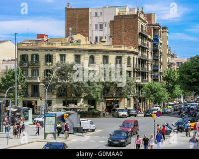 Barcelona-inzwischen - Kreuzung Carrer De La Marina und Carrer de Mallorca, Katalonien, Spanien Stockfoto