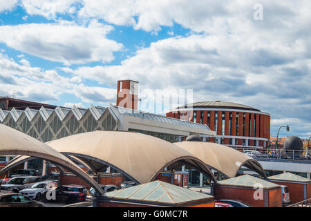 Puerta de Atocha-Bahnhof, Erweiterung von Rafael Moneo. Madrid, Spanien. Stockfoto