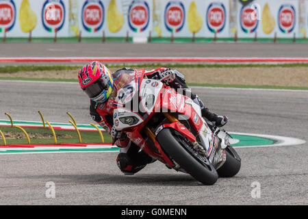 Der Australier Joshua Brookes (Milwaukee BMW Team) in der Superbike-Weltmeisterschaft an Imola, Italien Stockfoto