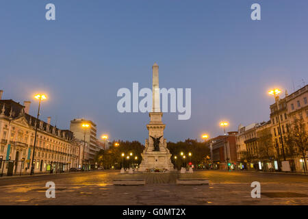 Restauradores Platz mit Foz Palast und Denkmal für die Restauratoren in Lissabon in Portugal Stockfoto