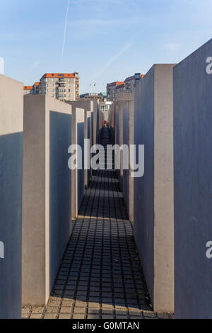 Beton Säulen des Holocaust Denkmal, Denkmal, Architekt Peter Eisenman, Tiergarten, Mitte Bezirk, Berlin, Deutschland Stockfoto