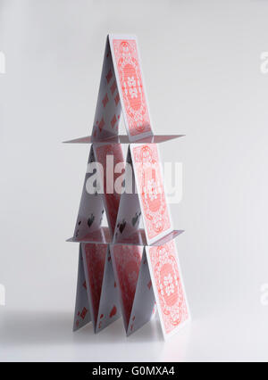 House Of Cards gemacht von Spielkarten Stockfoto