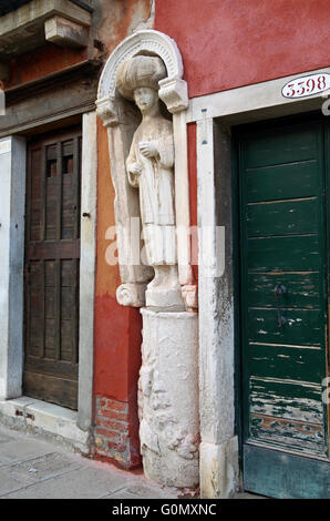 Venedig, Skulpturen der Mauren, Campo dei Mori Stockfoto