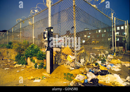 South Bronx, New York, übersät Straße Stockfoto