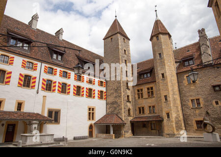 Mittelalterliche Burg von Neuchâtel, Schweiz. Stockfoto