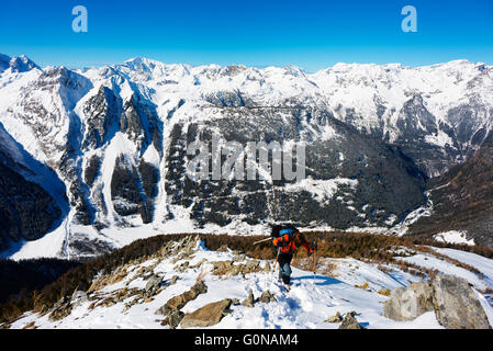 Europa, Schweiz, Wallis, Skitouren in der Nähe von Martigny am Col De La Forclaz Stockfoto