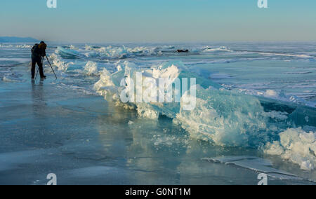 Fotografen schießen Eisblöcke. Stockfoto