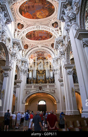 Stephansdom in Passau, Bayern, Deutschland Stockfoto