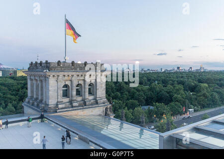 Reichstag Tiergarten Berlin Deutschland Stockfoto