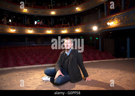 Edinburgh, Schottland, Vereinigtes Königreich. 3. Mai 2016. Drücken Sie Start für international renommierte Dramatiker, David Greigs erste Saison als Intendant des Royal Lyceum Theatre in Edinburgh. Pako Mera/Alamy Live-Nachrichten. Stockfoto