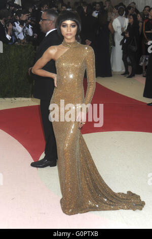 Zendaya Teilnahme an der "Manus X Machina: Fashion In An Age Of Technology" Costume Institute Gala im Metropolitan Museum of Art am 2. Mai 2016 in New York City. | weltweite Nutzung Stockfoto